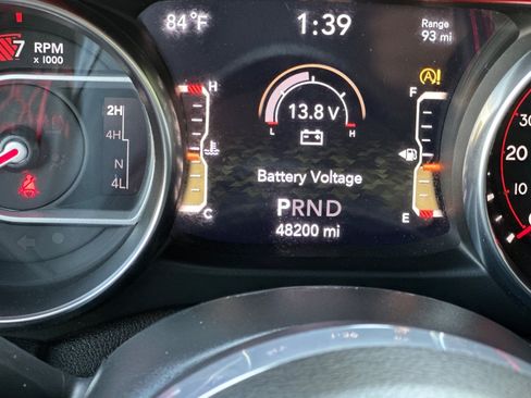 Used 2021 Jeep Wrangler Unlimited Rubicon w/ Cold Weather Group AWD/4WD image 30