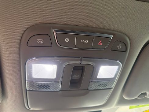 Used 2022 Kia Telluride S AWD/4WD image 35