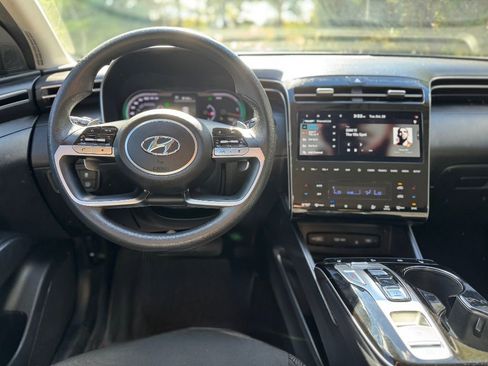 Used 2024 Hyundai Tucson Blue image 12