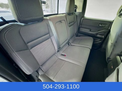 Used 2022 Nissan Frontier SV image 25
