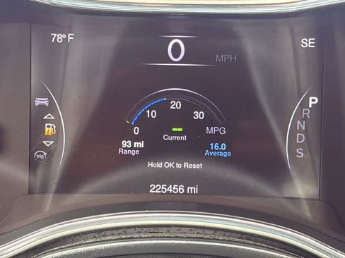 Used 2014 Jeep Grand Cherokee Laredo w/ Quick Order Package 23E image 16