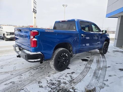 Used 2023 Chevrolet Silverado 1500 LT Trail Boss w/ LPO, Dark Essentials Package image 3