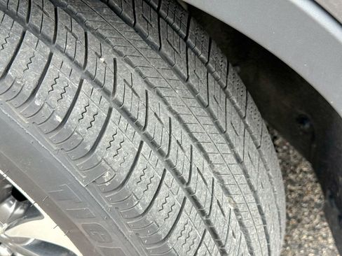 Used 2022 Lincoln Nautilus Reserve image 11