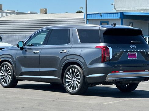 Used 2024 Hyundai Palisade Calligraphy FWD image 7