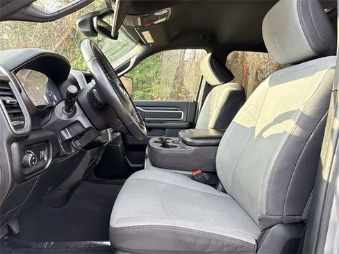 Used 2024 RAM 3500 Big Horn image 9