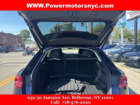Used 2022 Audi Q8 Premium Plus w/ Premium Plus Package image 22