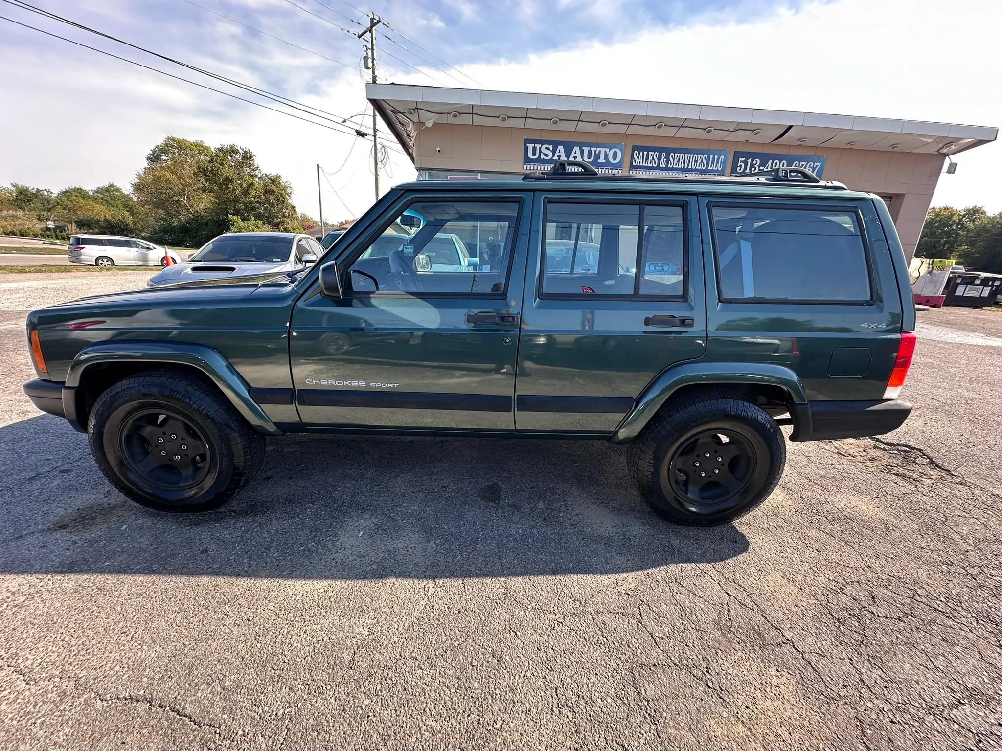 Used 2001 Jeep Cherokee Sport AWD/4WD image 4