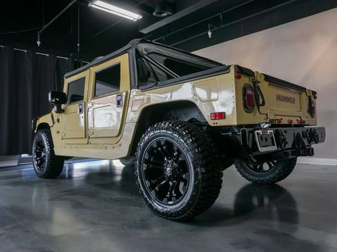 Used 2004 HUMMER H1 4-Door Open Top image 45