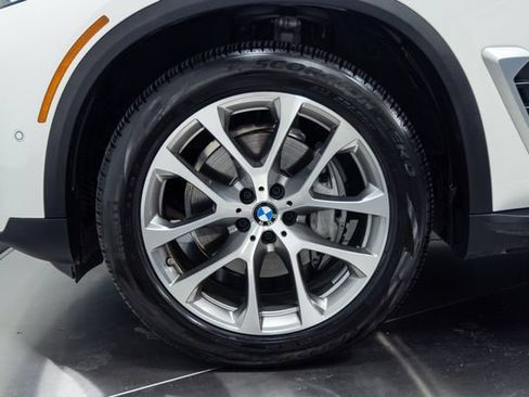 Used 2026 BMW X5 xDrive40i AWD/4WD image 27