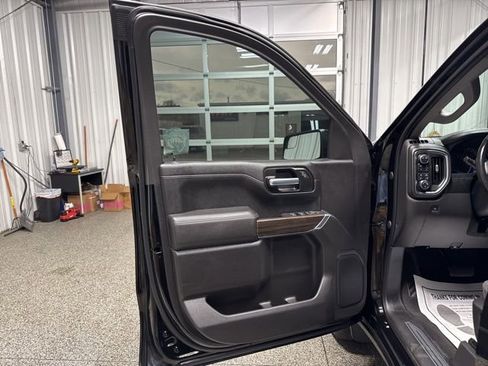 Used 2021 Chevrolet Silverado 1500 RST image 7