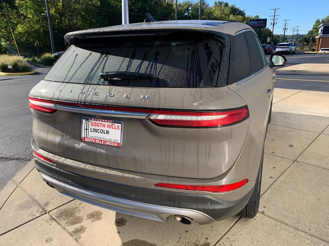 Certified 2025 Lincoln Corsair AWD image 6