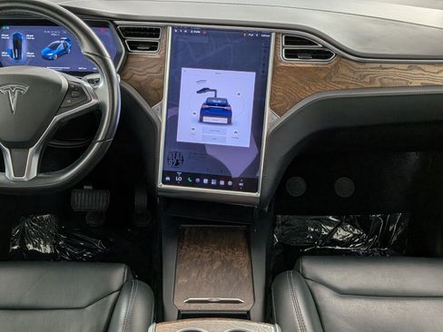 Used 2018 Tesla Model X 75D AWD/4WD image 21