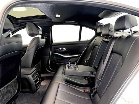 Certified 2022 BMW 330i xDrive 330i xDrive w/ Driving Assistance Package image 21