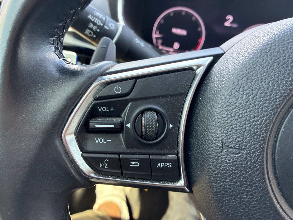 Used 2022 Acura MDX FWD image 13