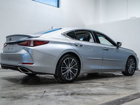 Used 2022 Lexus ES 350 w/ Premium Package image 7