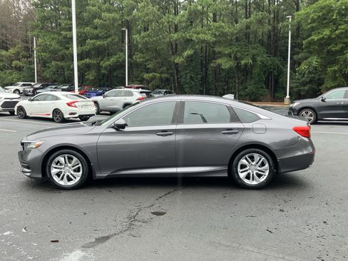 Used 2019 Honda Accord LX image 7