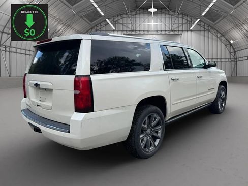 Used 2015 Chevrolet Suburban LTZ RWD image 4