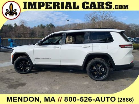 New 2026 Jeep Grand Cherokee L Limited w/ Limited Altitude Package AWD/4WD image 5