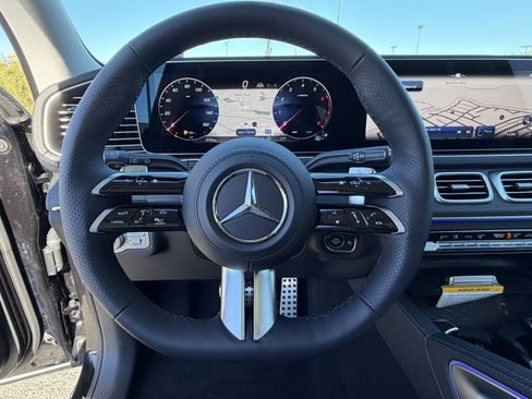 New 2026 Mercedes-Benz GLS 450 4MATIC image 19