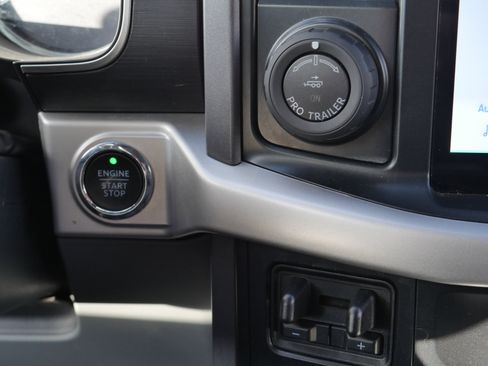 Certified 2022 Ford F150 XLT w/ Equipment Group 302A High image 8