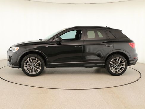 Certified 2024 Audi Q3 2.0T Premium Plus image 2