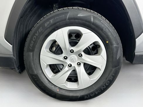 Used 2025 Toyota RAV4 LE image 11