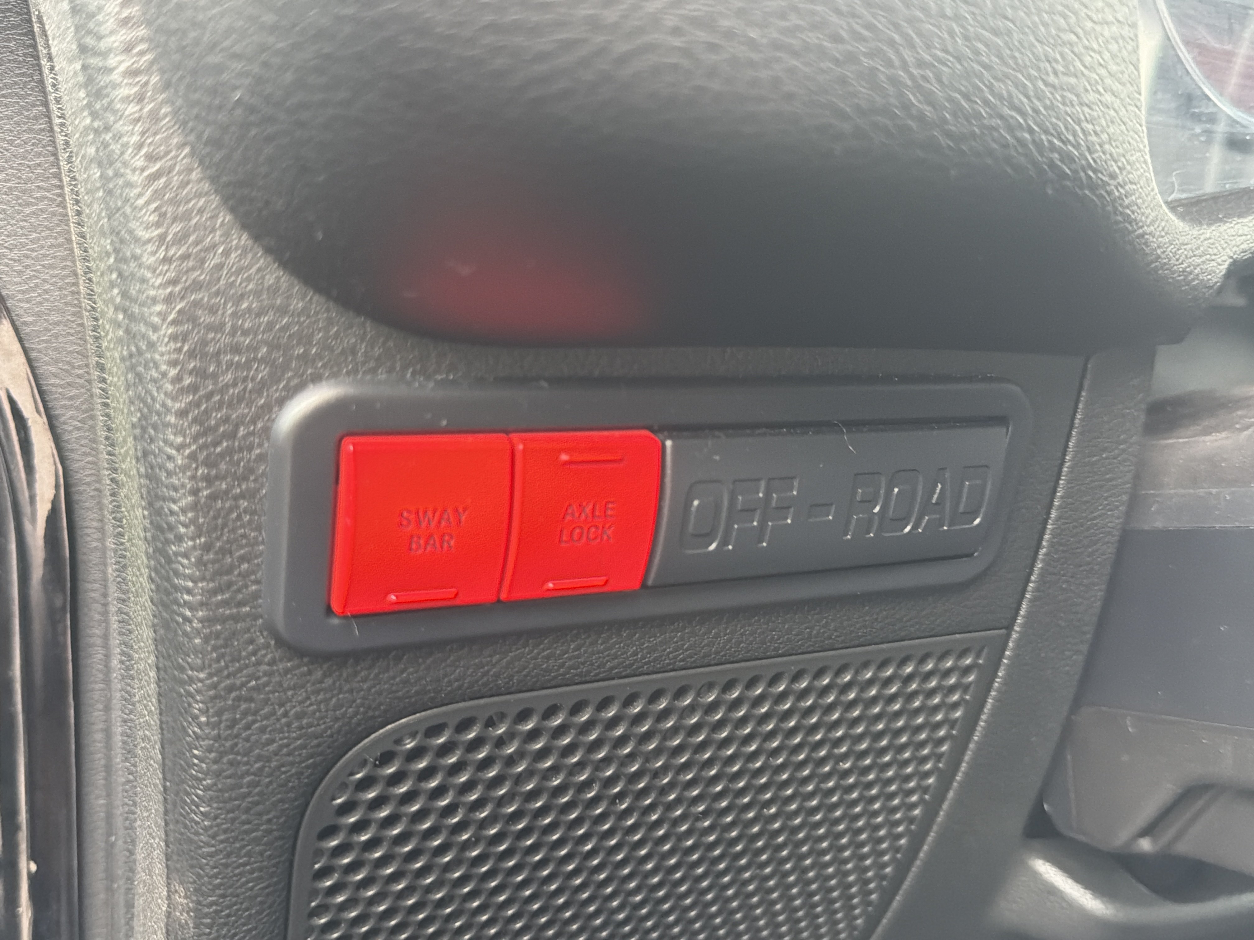 Used 2015 Jeep Wrangler Unlimited Rubicon AWD/4WD image 28