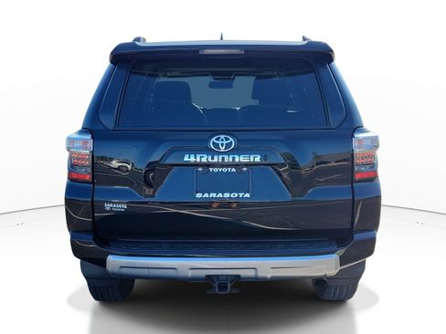 Used 2023 Toyota 4Runner TRD Off-Road Premium w/ Moonroof Package AWD/4WD image 5