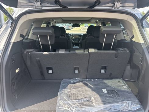 New 2025 Subaru Ascent Onyx Edition image 11
