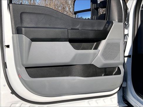 Certified 2023 Ford F250 XL AWD/4WD image 21