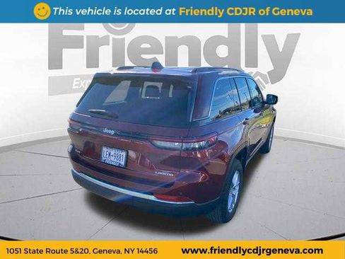 Used 2025 Jeep Grand Cherokee Laredo X w/ Luxury Tech Group I image 5