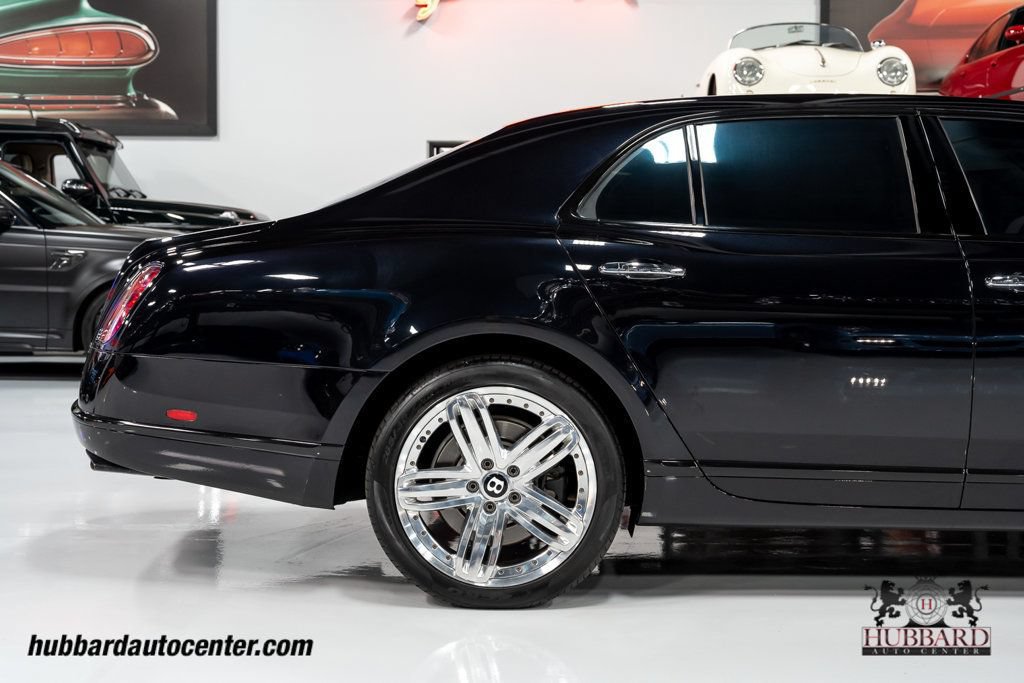 Used 2016 Bentley Mulsanne RWD image 36