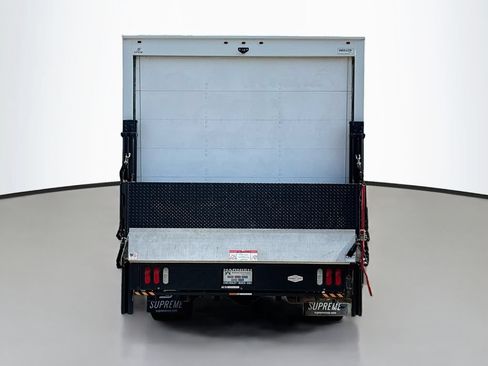 Used 2021 Chevrolet Express 3500 w/ Power Convenience Package RWD image 7