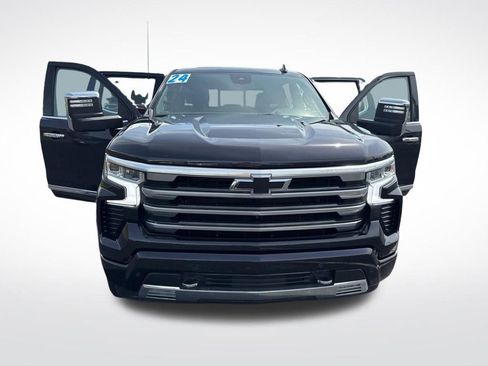 Used 2024 Chevrolet Silverado 1500 High Country w/ High Country Premium Package AWD/4WD image 20