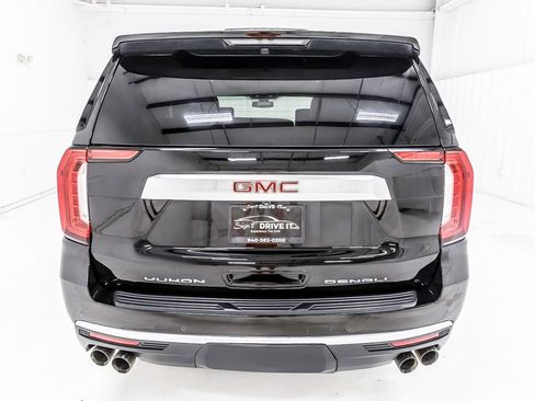 Used 2021 GMC Yukon Denali AWD/4WD image 6
