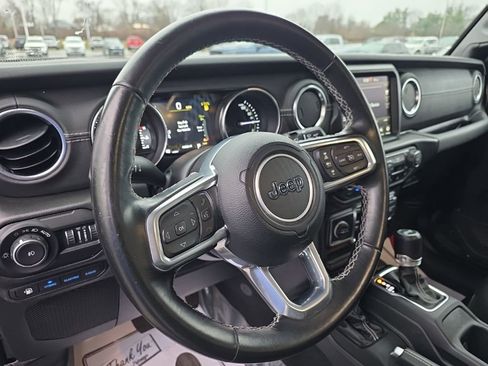 Used 2021 Jeep Wrangler Unlimited Sahara w/ Safety Group image 9