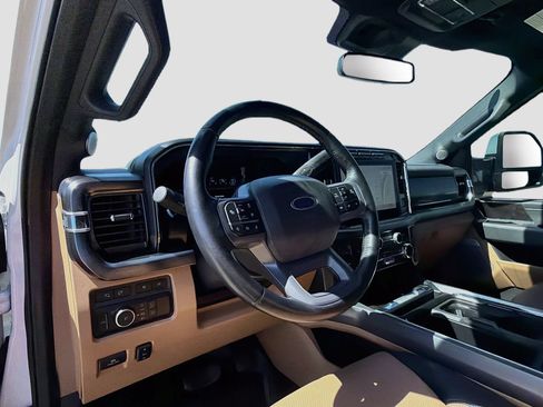 Certified 2023 Ford F250 Lariat w/ Lariat Ultimate Package AWD/4WD image 15