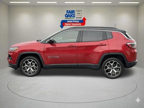 Certified 2025 Jeep Compass Limited AWD/4WD image 11