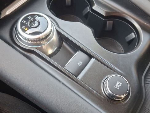 Used 2025 Ford Explorer Active image 18