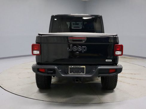 Used 2021 Jeep Gladiator Overland AWD/4WD image 11