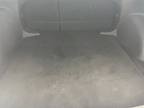 Used 2021 Toyota Corolla LE image 21