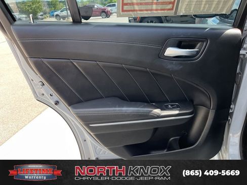 Used 2022 Dodge Charger Scat Pack RWD image 18