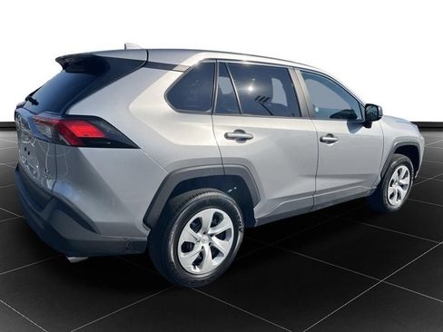 Used 2025 Toyota RAV4 LE AWD/4WD image 5