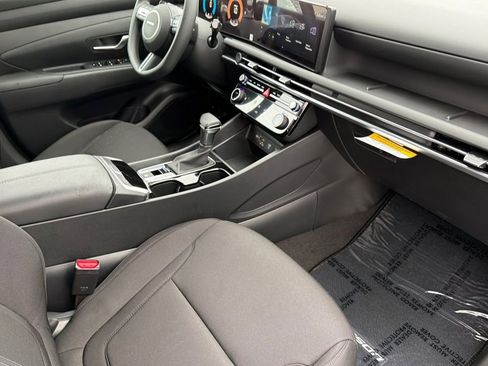 New 2026 Hyundai Tucson SEL image 14