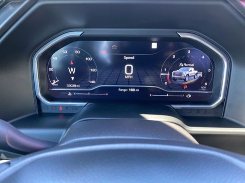 Used 2023 GMC Sierra 1500 AT4X image 12