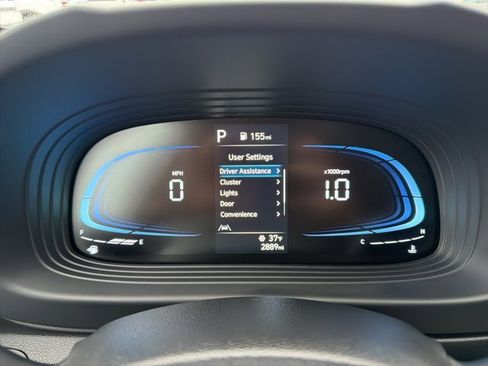 Certified 2025 Hyundai Venue SE image 20