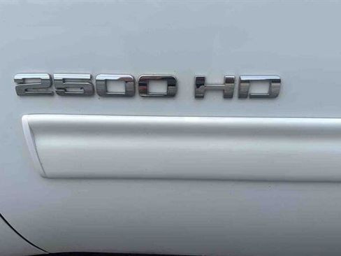Used 2012 Chevrolet Silverado 2500 LT AWD/4WD image 17