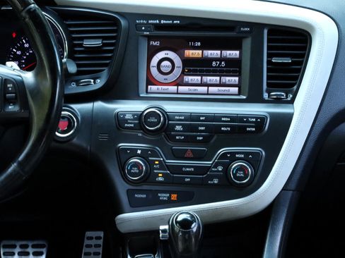 Used 2013 Kia Optima SX w/ Limited Pkg image 42