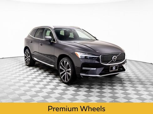 Used 2023 Volvo XC60 T8 Ultimate image 7