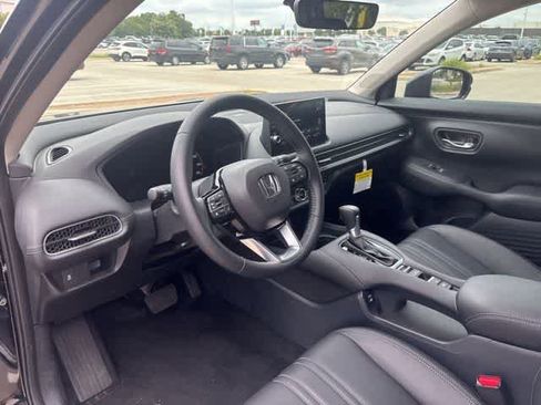 Used 2026 Honda HR-V EX-L image 9